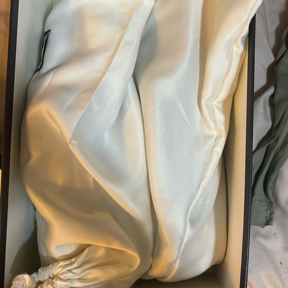 Men’s Gucci shoes,slightly used and in good condition - Picture 2 of 9